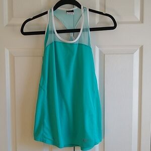 Nike dri fit work out tank size medium